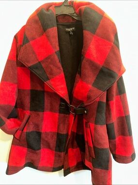Ellen Reyes Buffalo Plaid Fleece Shawl Collar Coat Red & Black Toggle